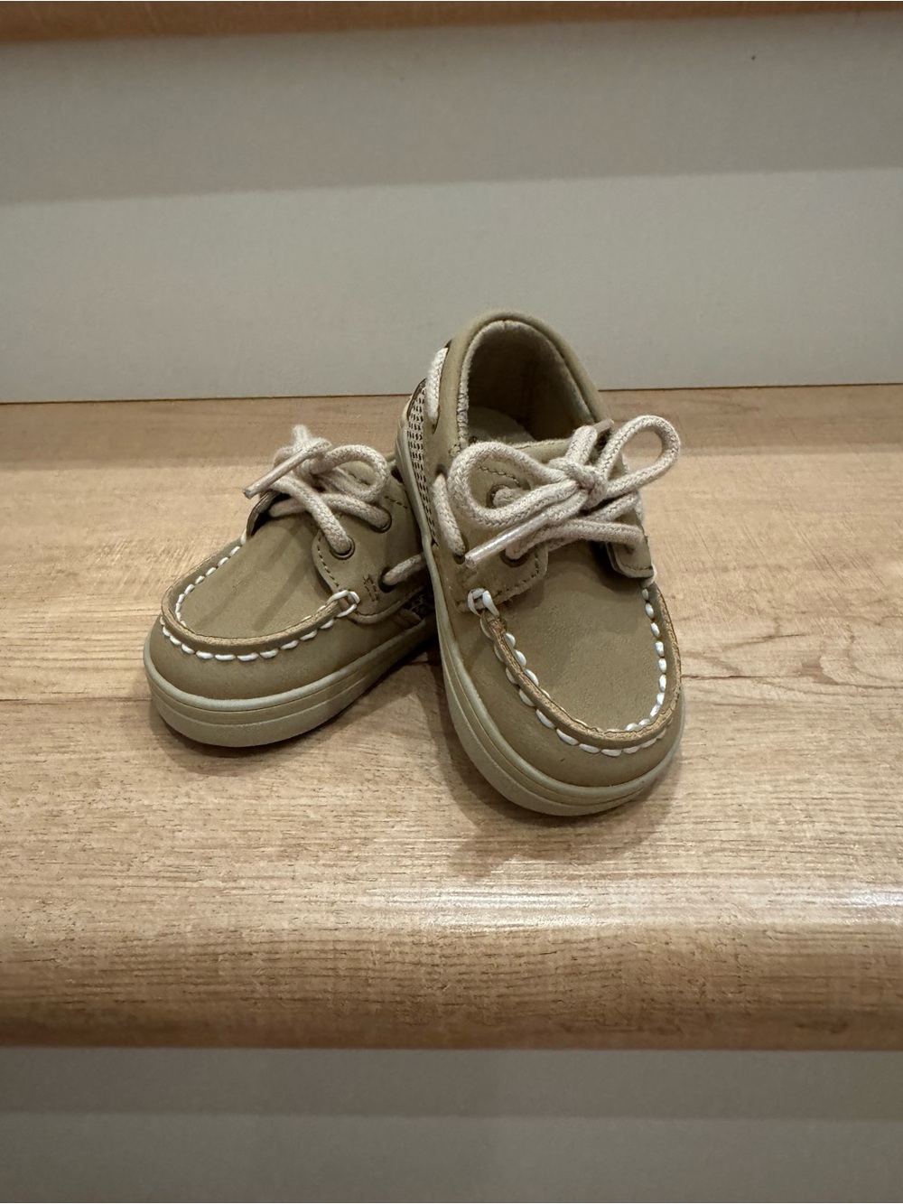 Sperry Kids Tan Boat Shoes with Cream Laces